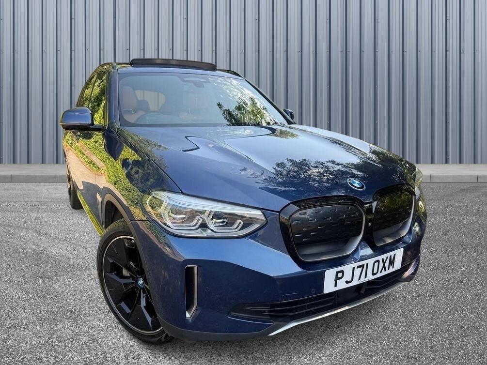 BMW iX3