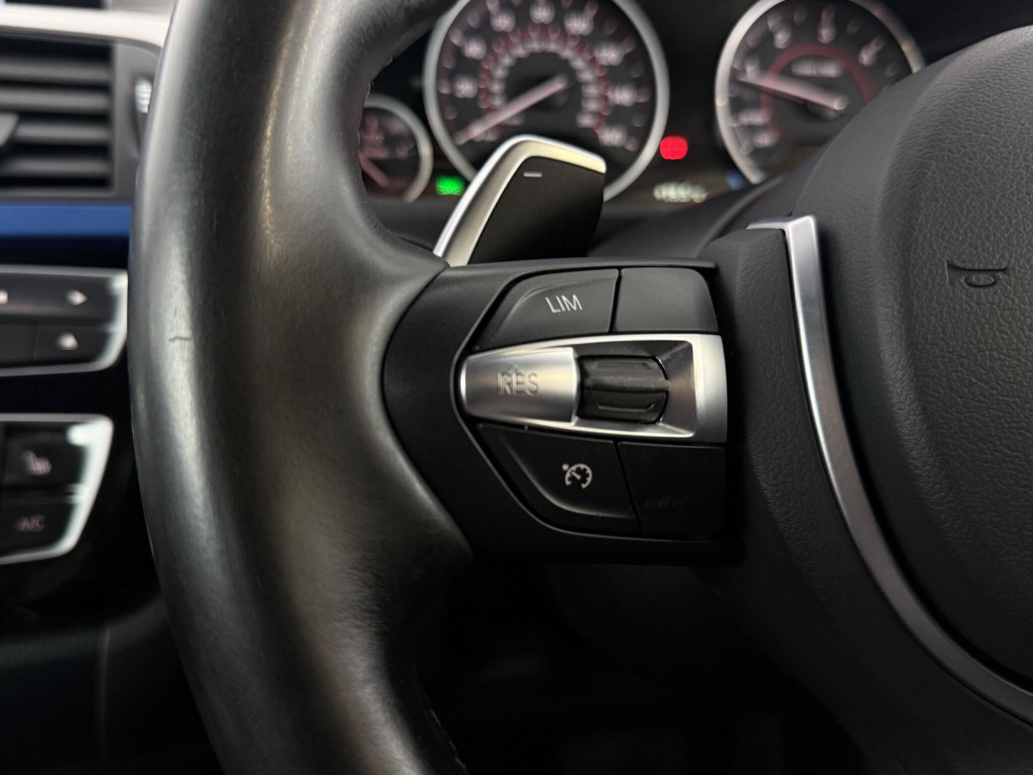 BMW 4 Series view 13