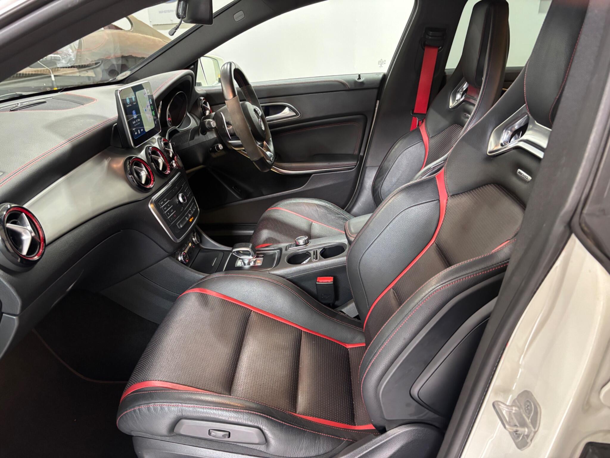 Mercedes-Benz Cla view 27