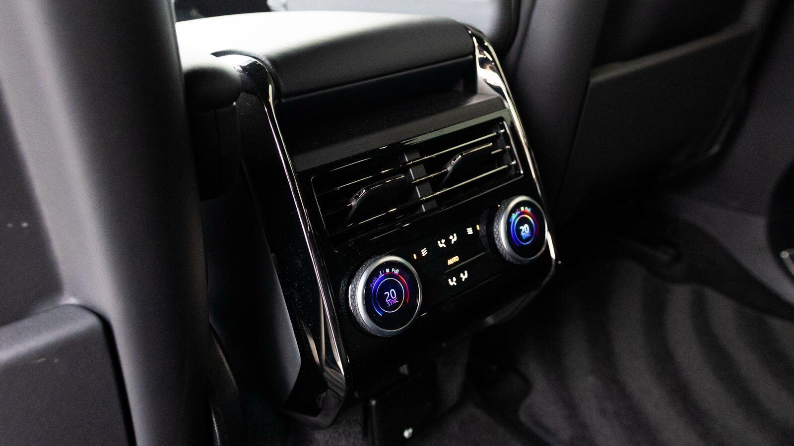 Land Rover Range Rover Sport view 17