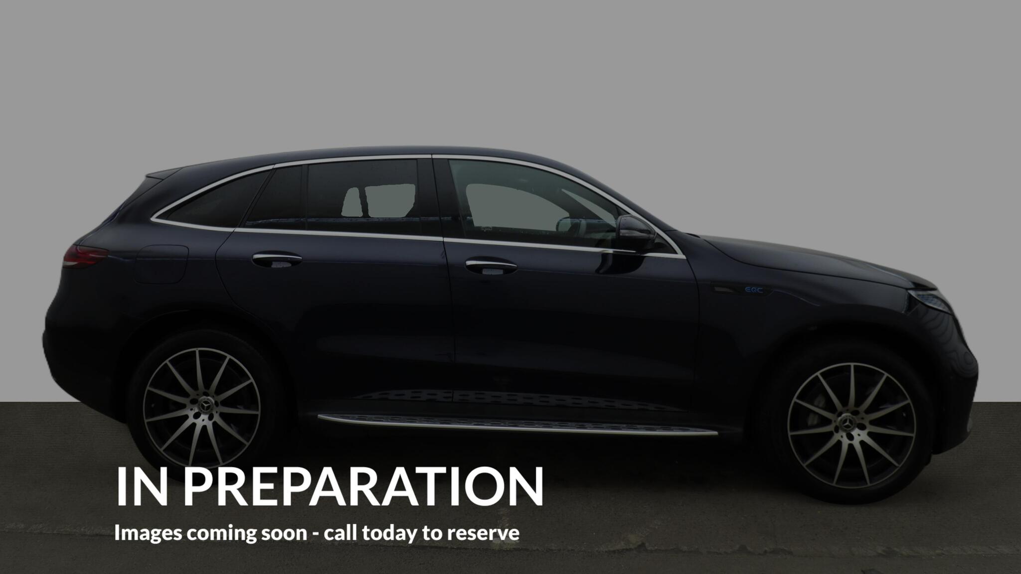 Mercedes-Benz EQC view 5