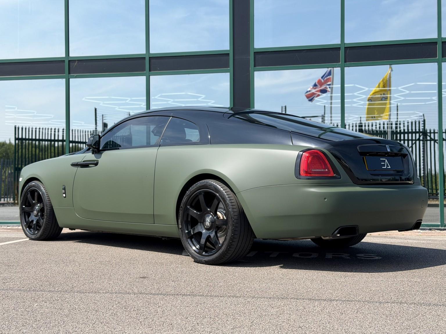 Rolls-Royce Wraith view 27
