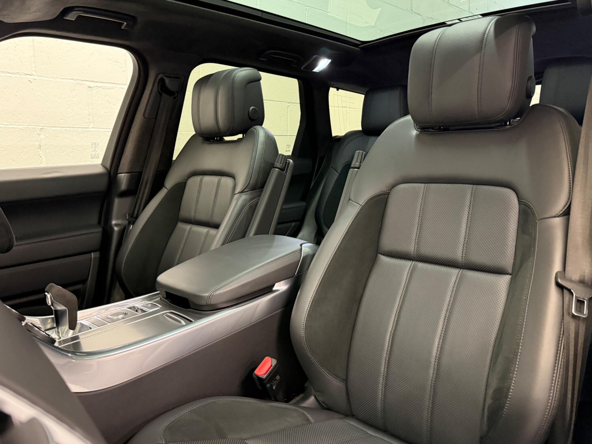 Land Rover Range Rover Sport view 31