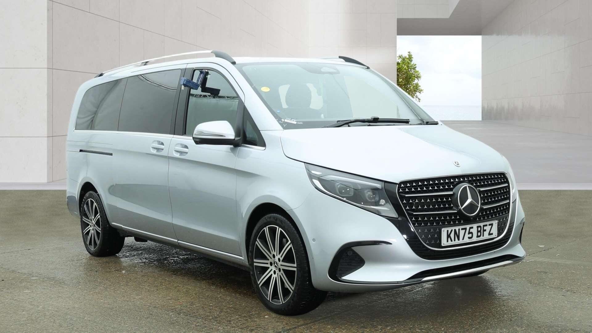 Mercedes-Benz V Class view 16