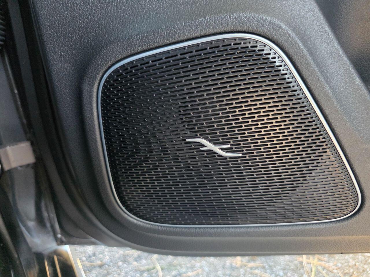 Mercedes-Benz Cla view 50