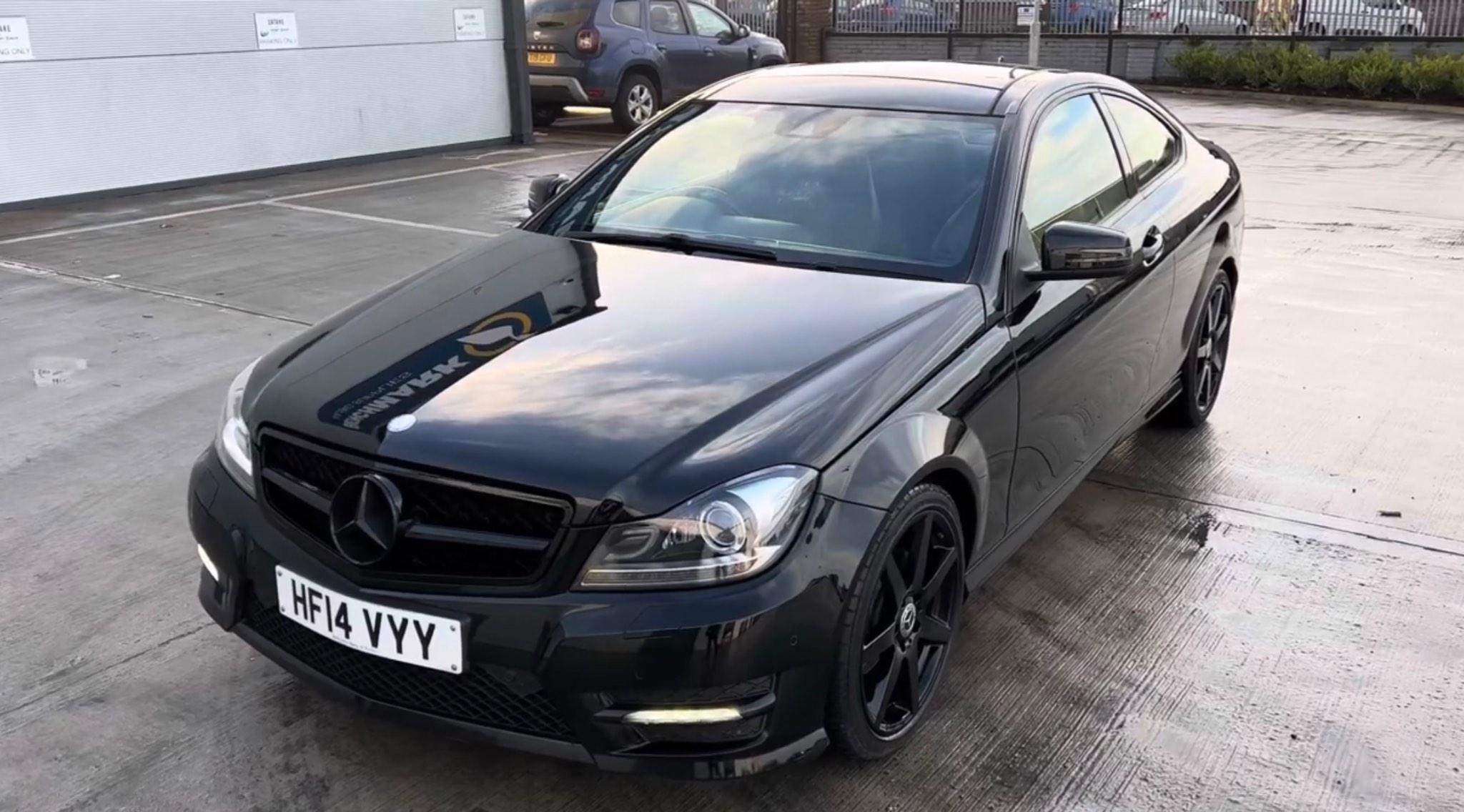 Mercedes-Benz C-Class view 9