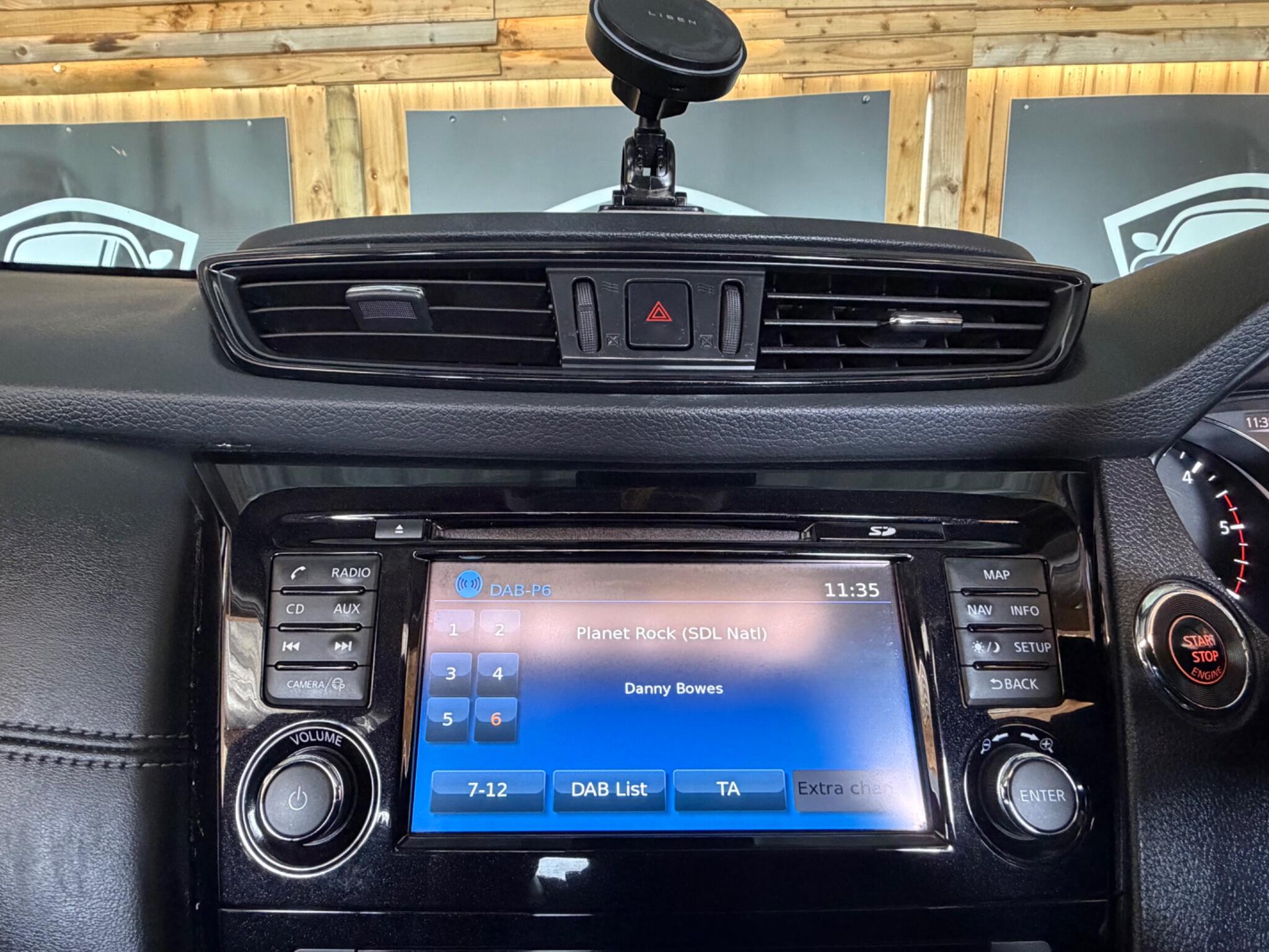 Nissan X-Trail view 40