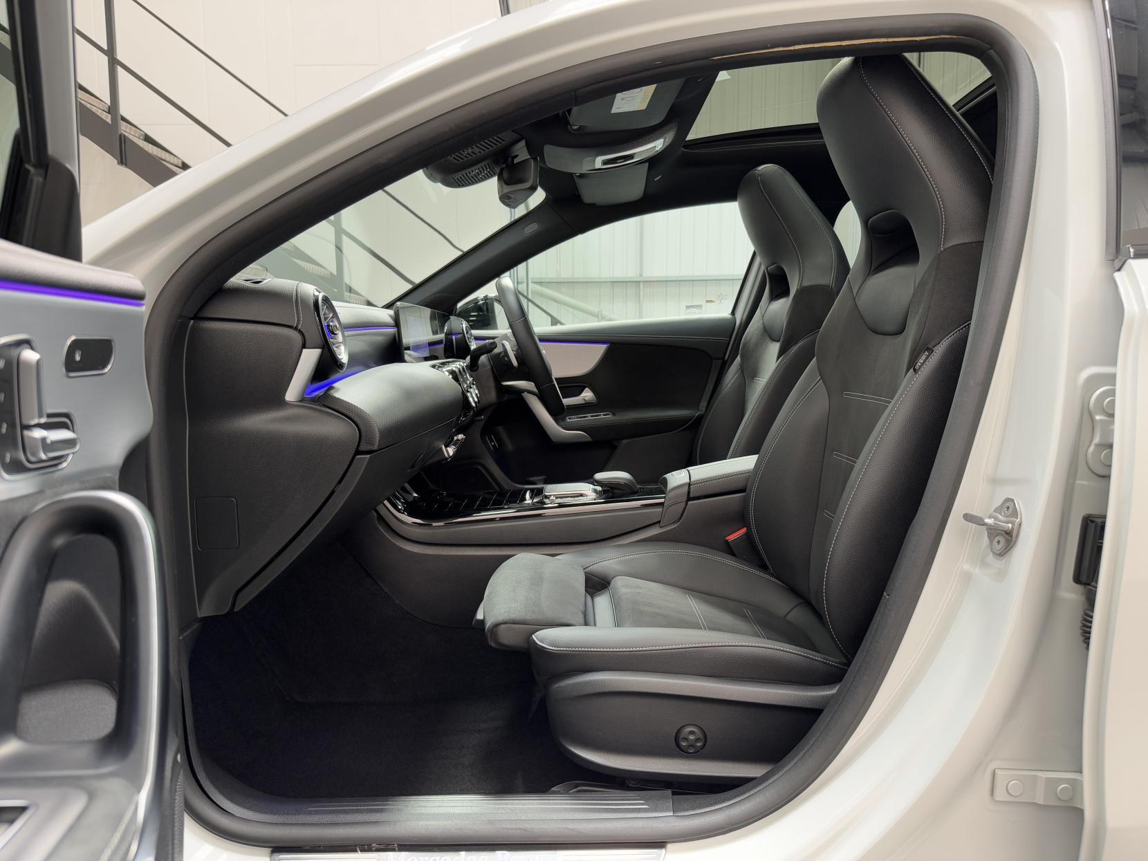 Mercedes-Benz A Class view 54