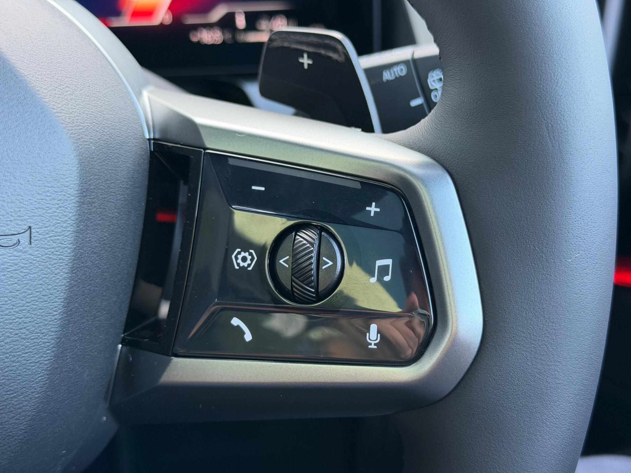BMW X3 view 13