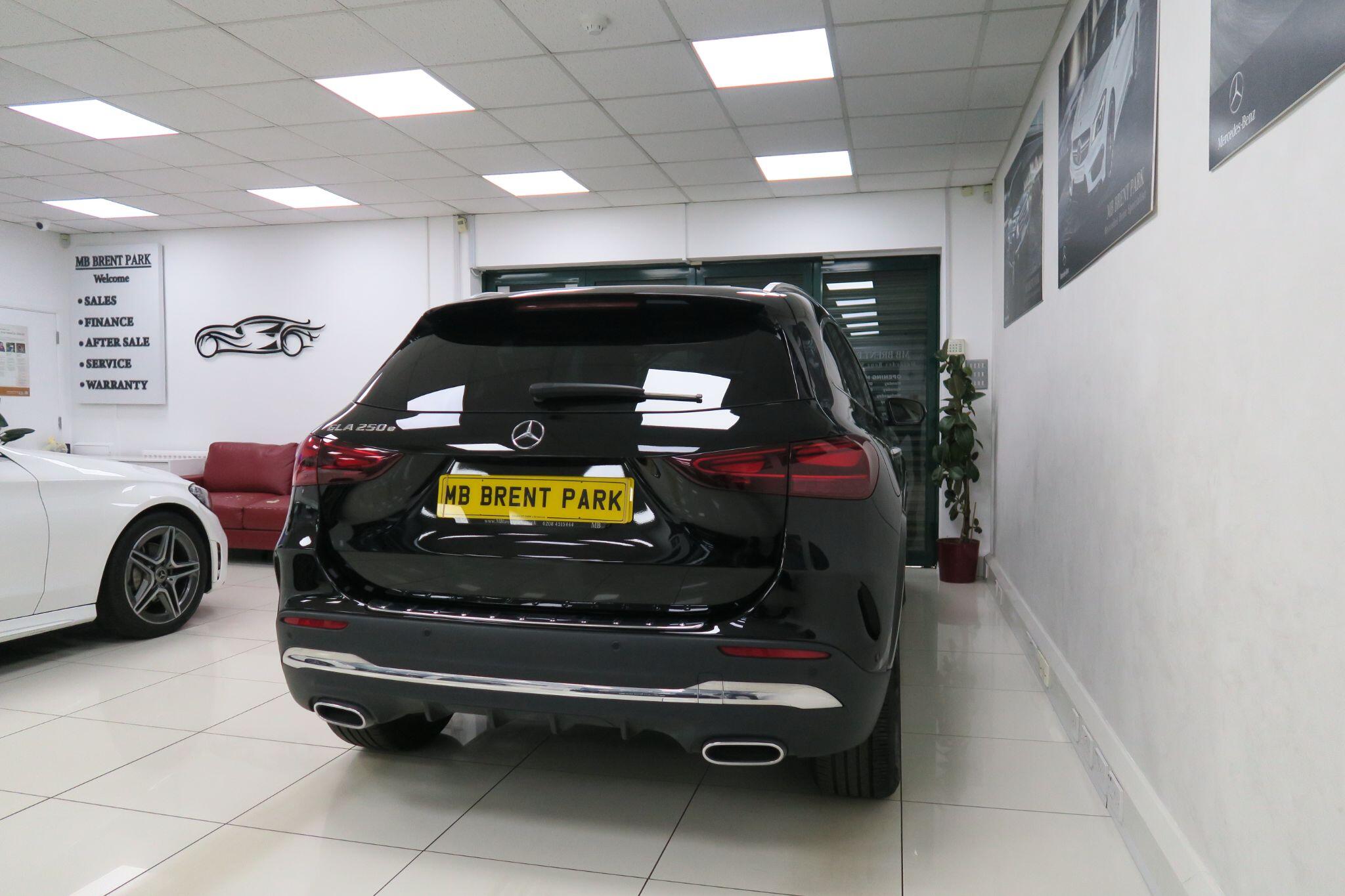 Mercedes-Benz Gla view 7
