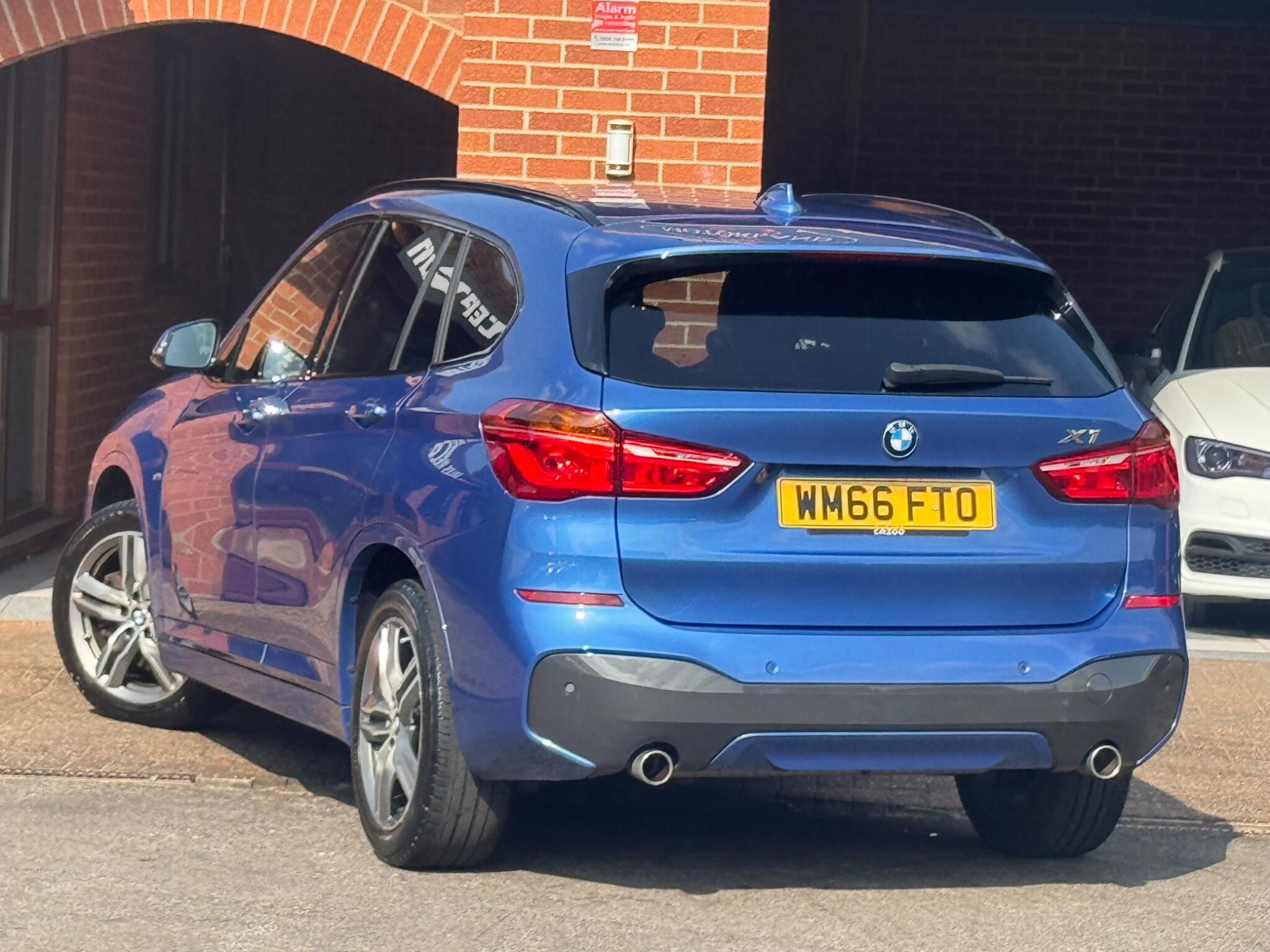 BMW X1 view 3