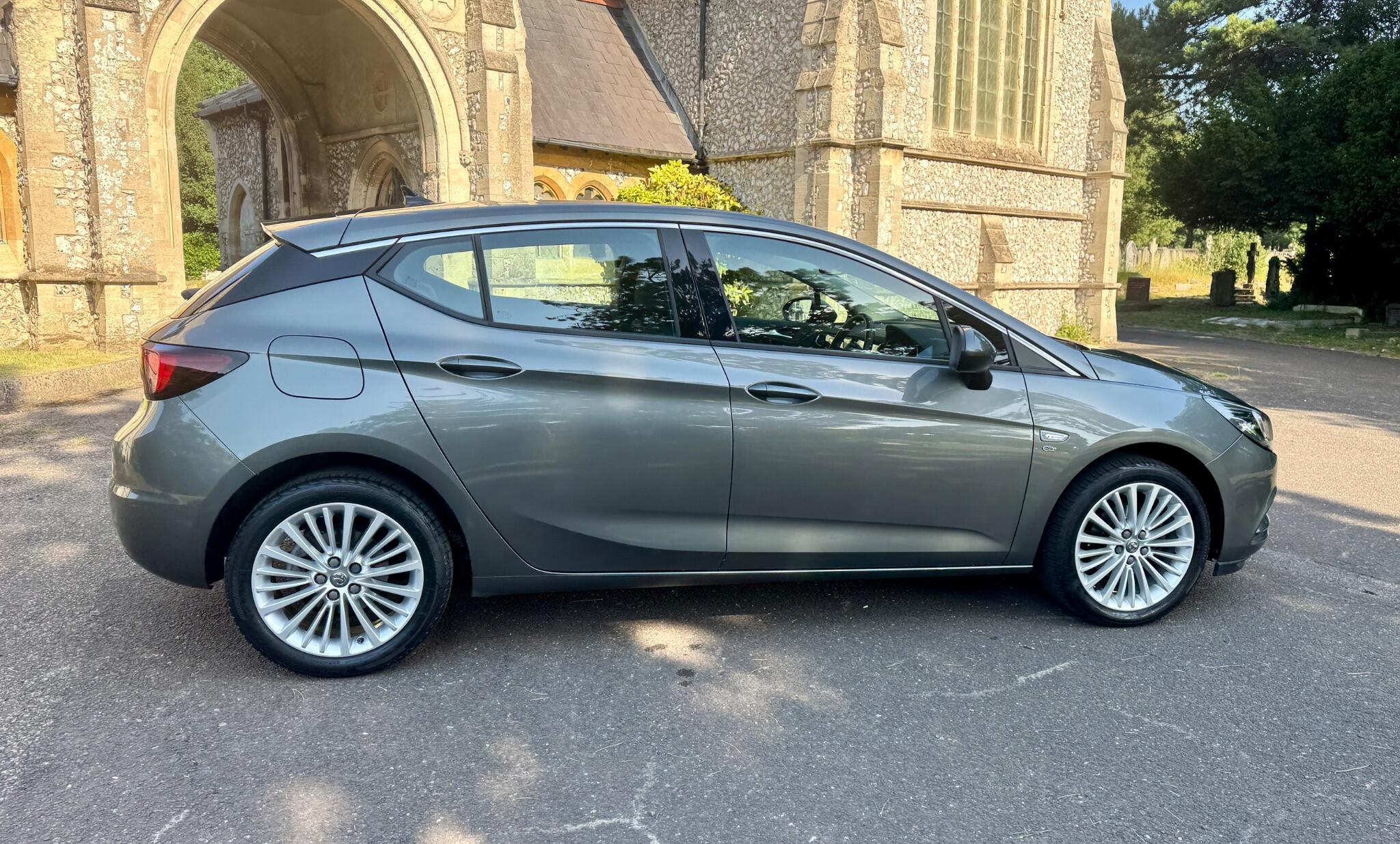Vauxhall Astra view 18