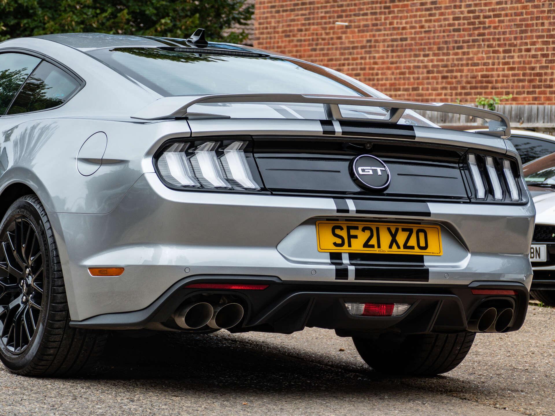 Ford Mustang view 16
