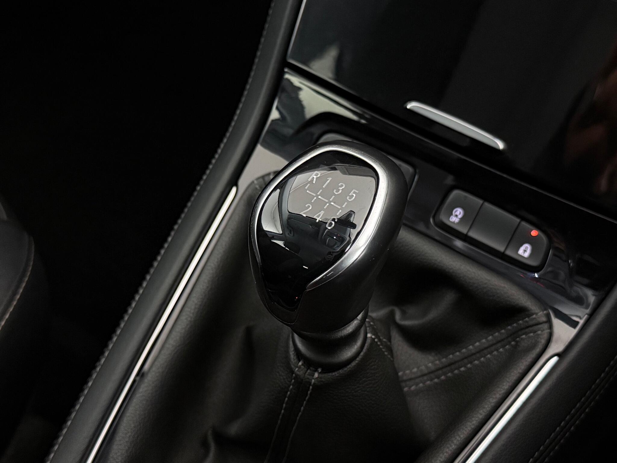 Vauxhall Grandland view 32