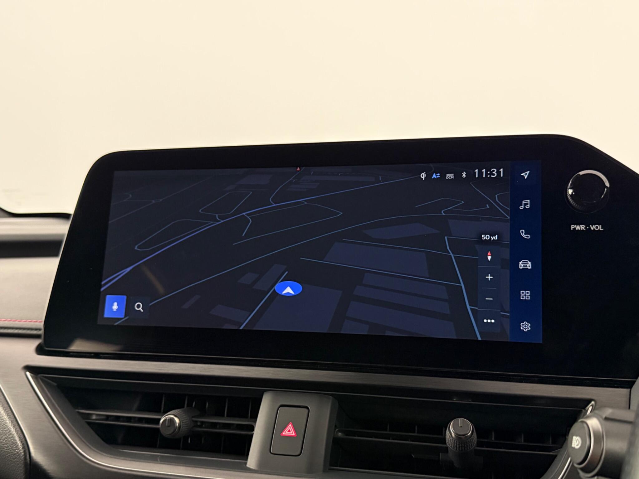 Lexus Ux view 35