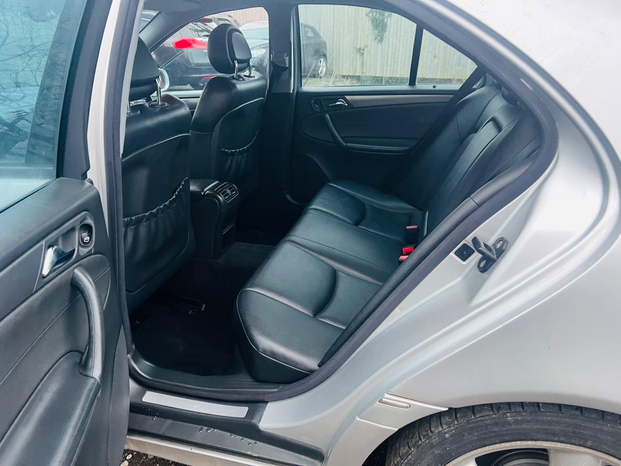 2004 Mercedes-Benz C Class image 16