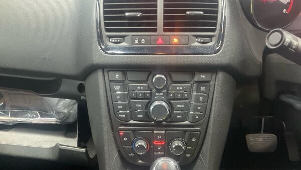 Vauxhall Meriva view 13