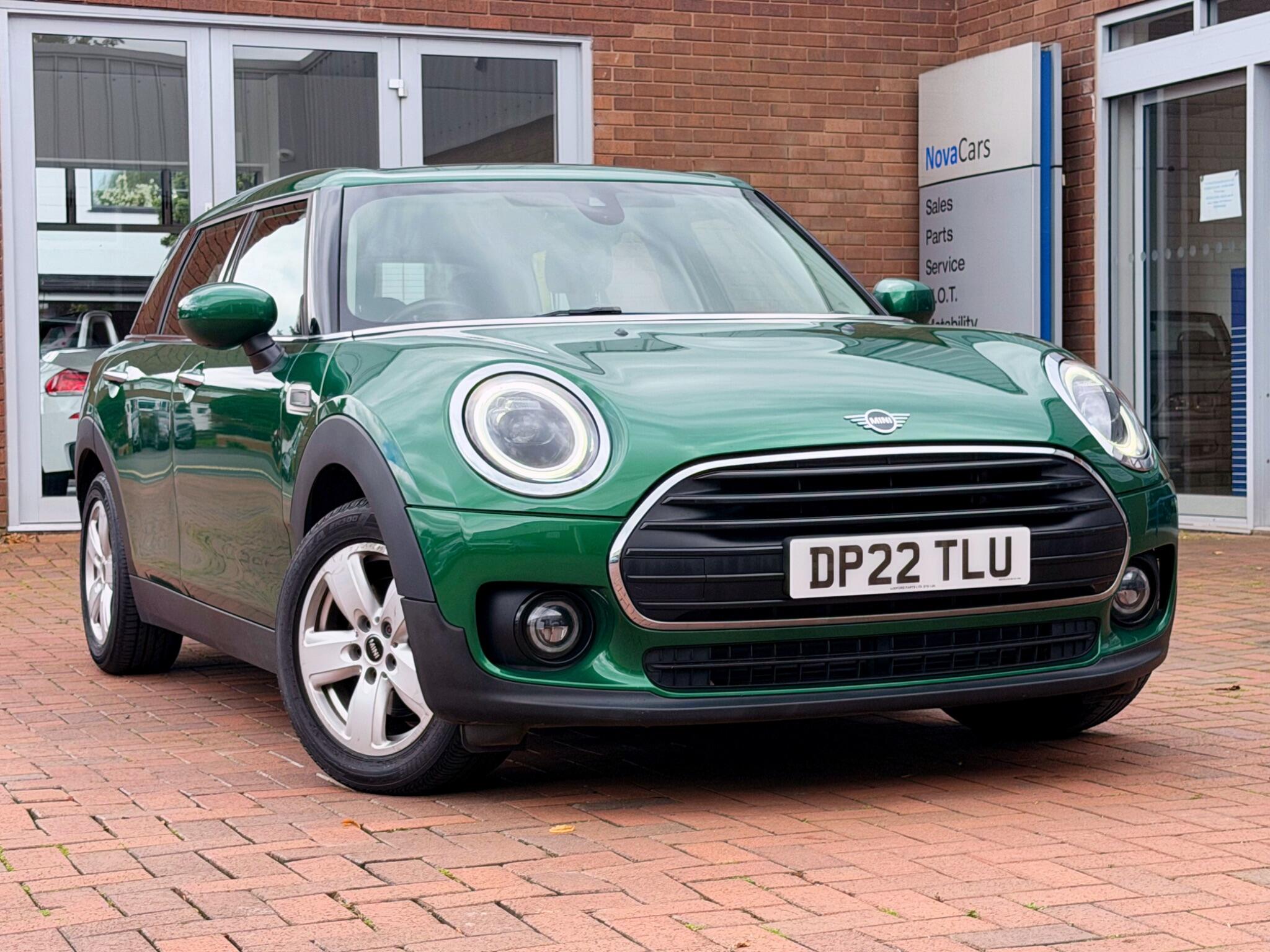 Mini Clubman view 38