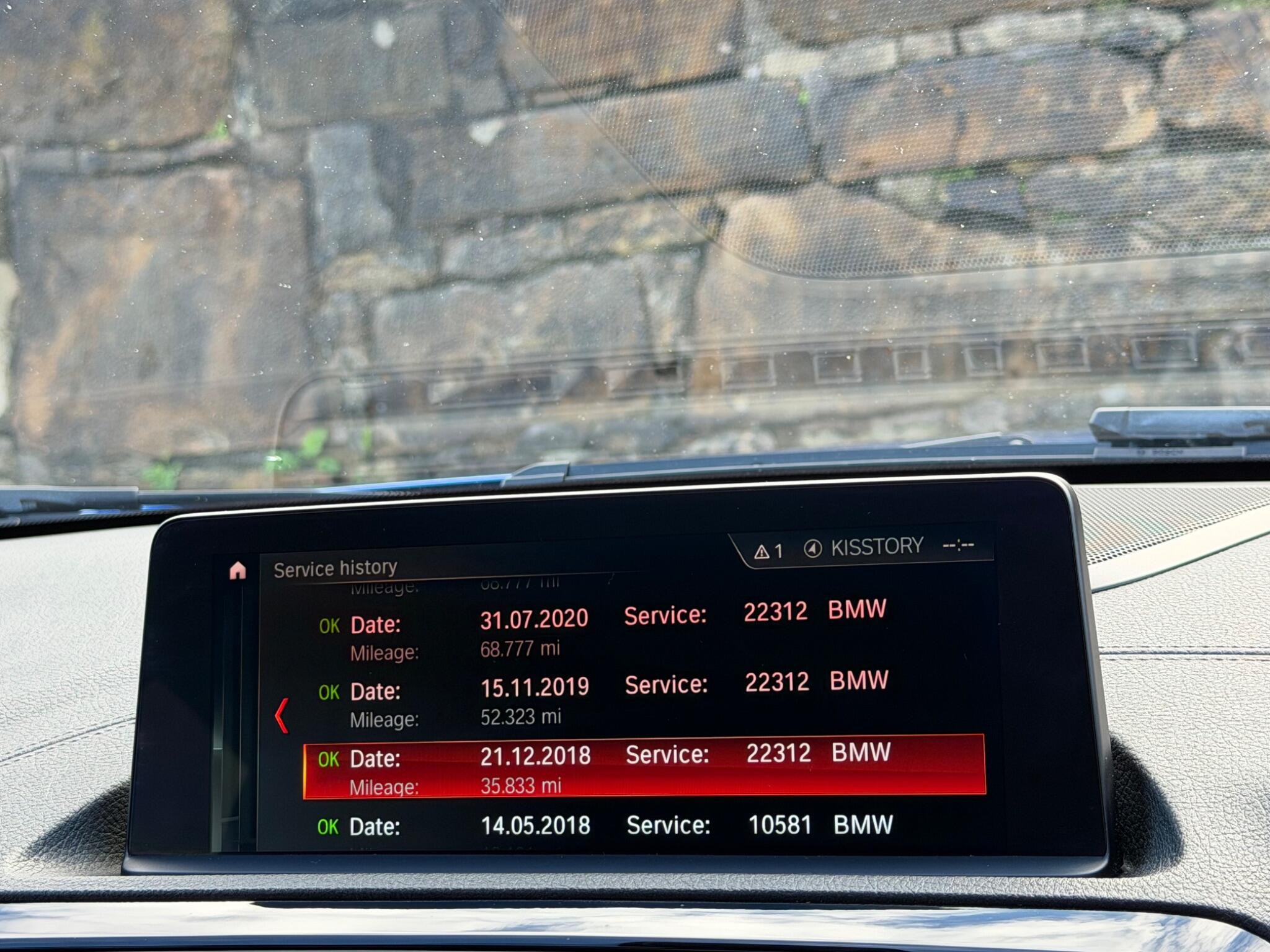 BMW 1 Series view 35