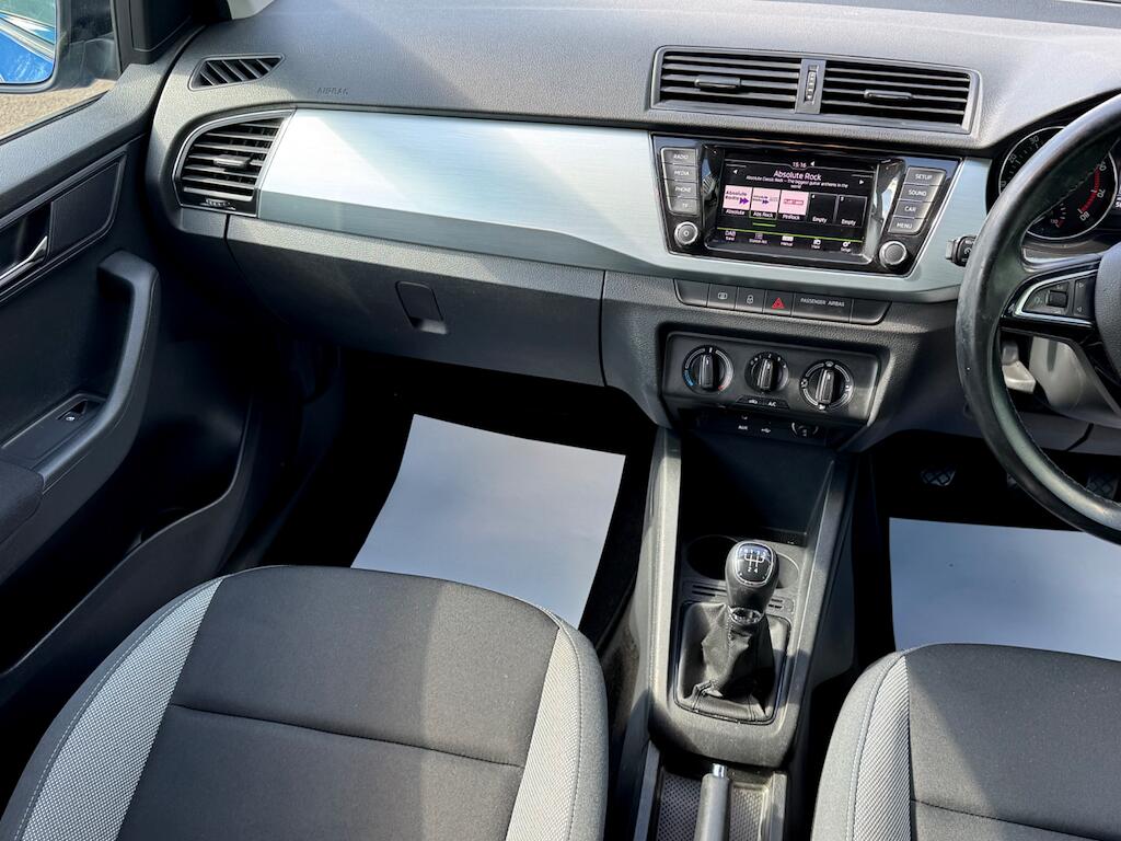 Skoda Fabia view 25