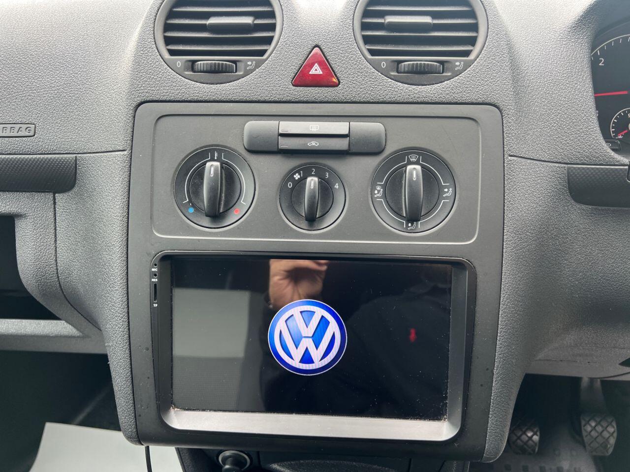 Volkswagen Caddy Maxi view 19