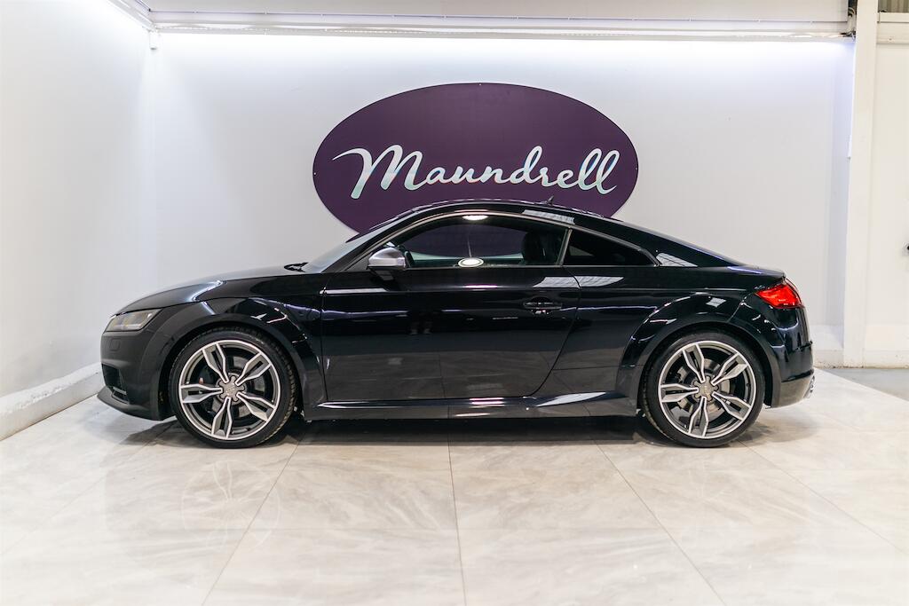Audi TTS view 3