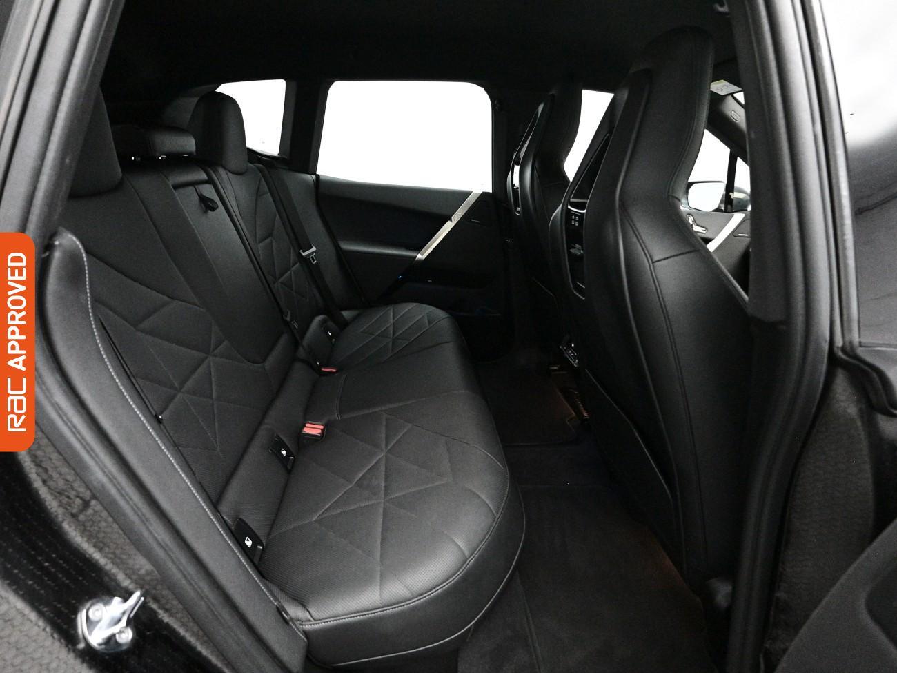 BMW Ix view 14