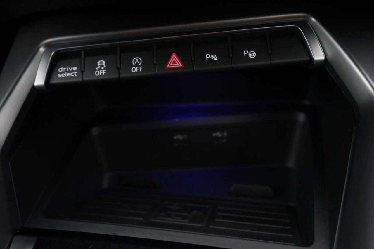 Audi S3 view 32