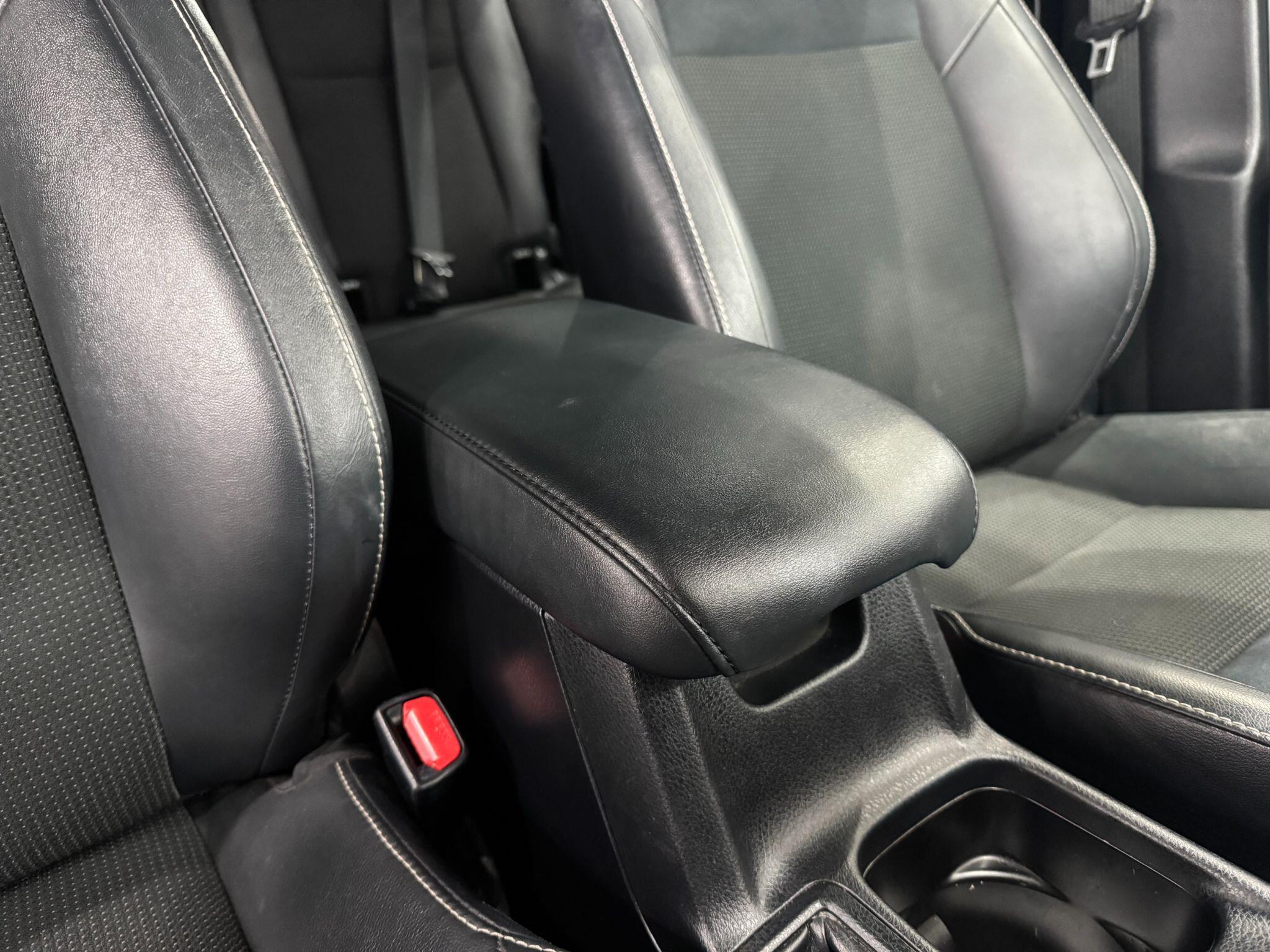Toyota Rav4 view 32