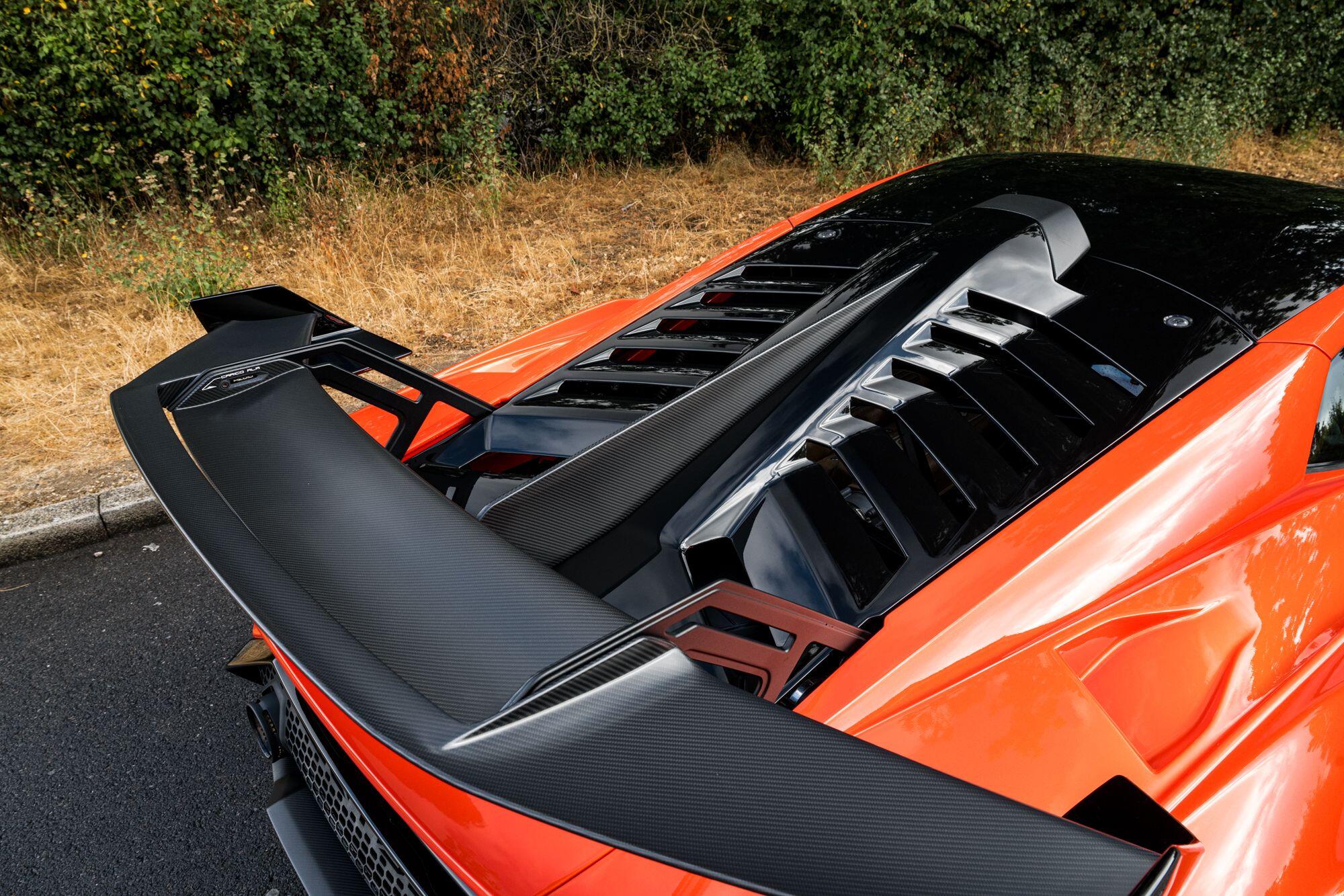 Lamborghini Huracan view 26