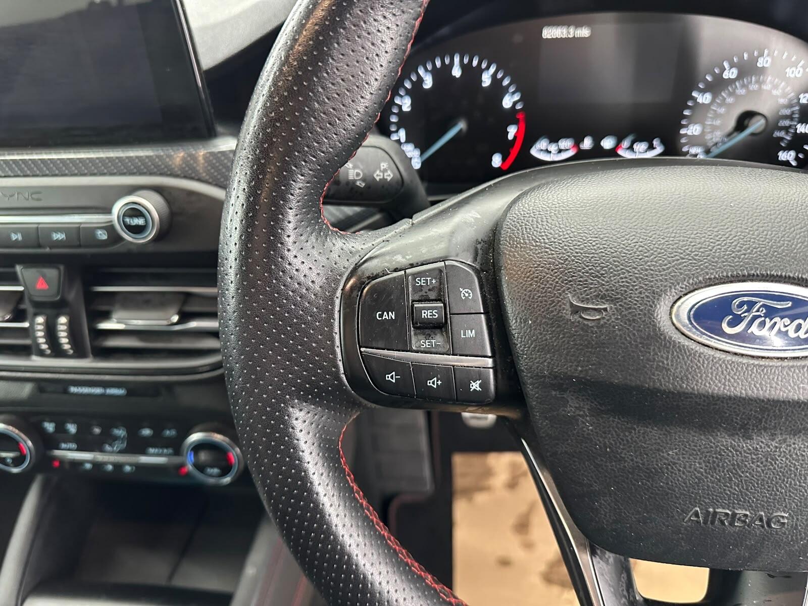 Ford Focus view 34