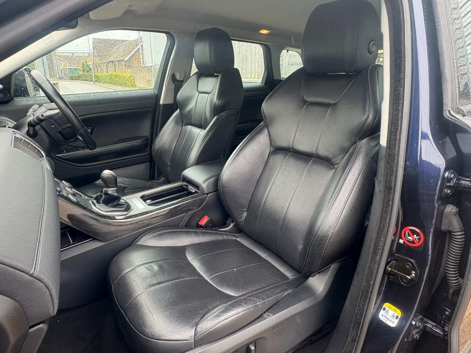 Land Rover Range Rover Evoque view 19