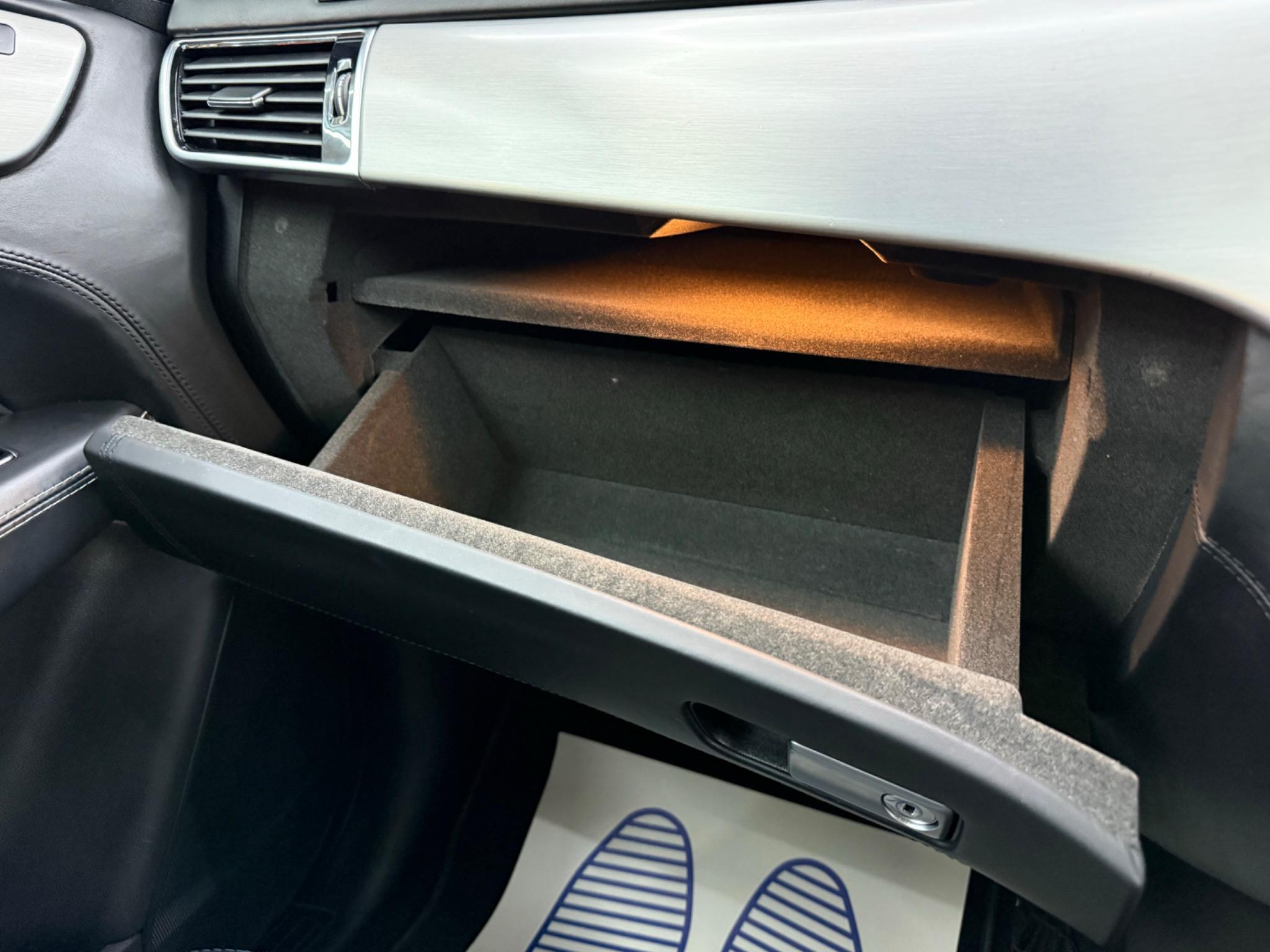 Mercedes-Benz Gle view 23