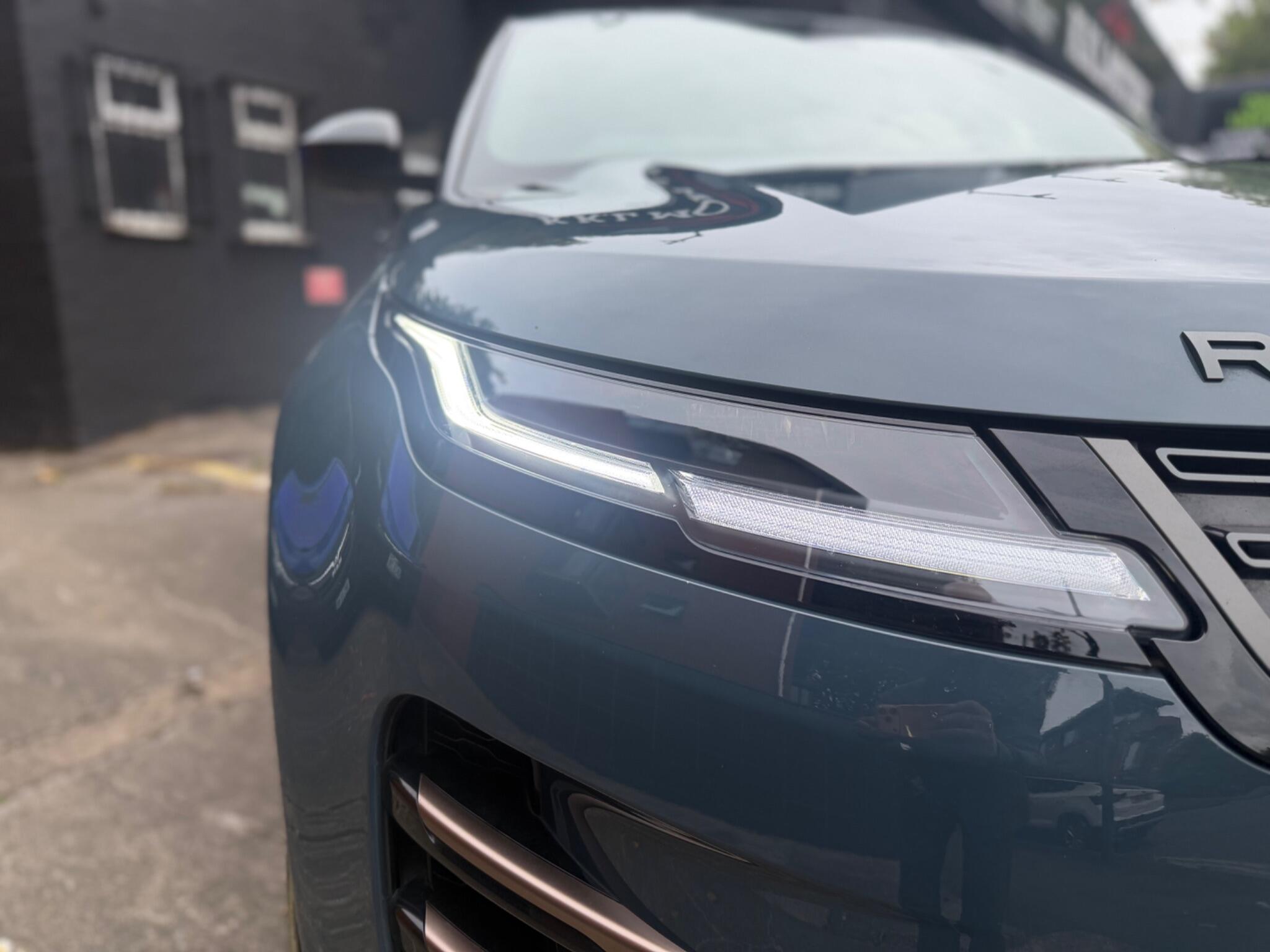 Land Rover Range Rover Evoque view 24