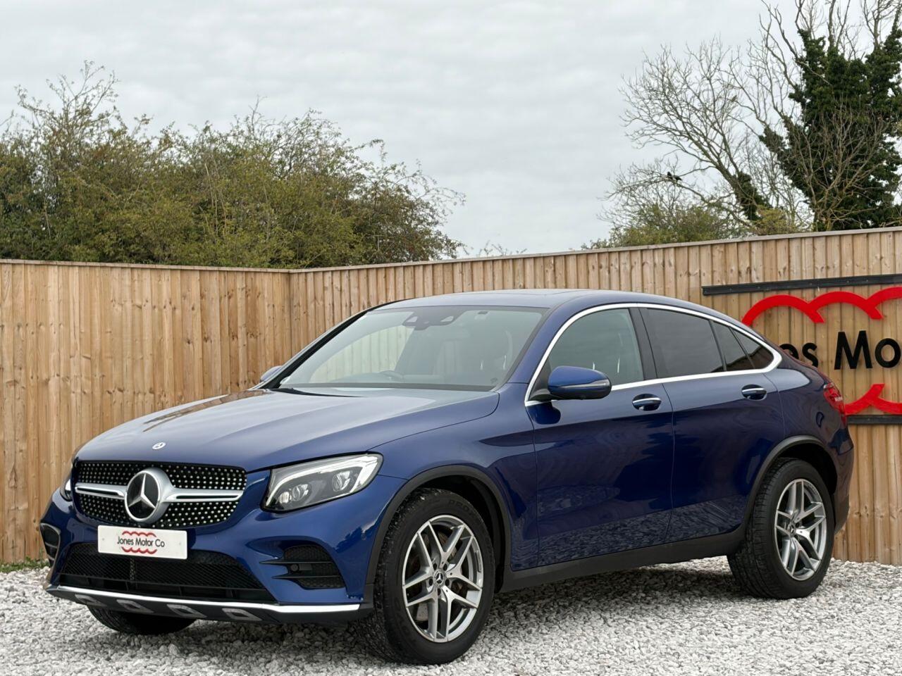 Mercedes-Benz GLC view 4
