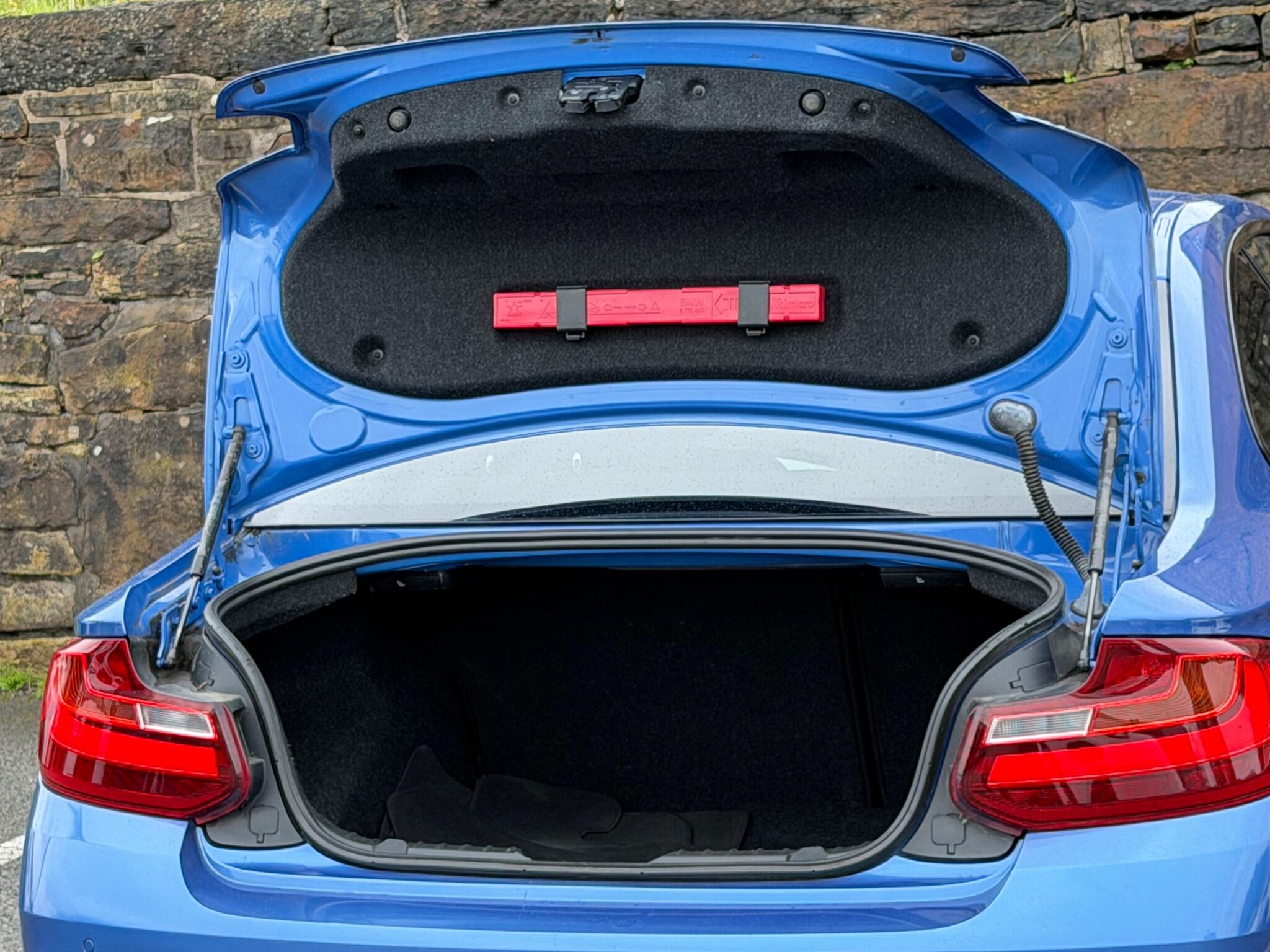 BMW 2 Series view 19