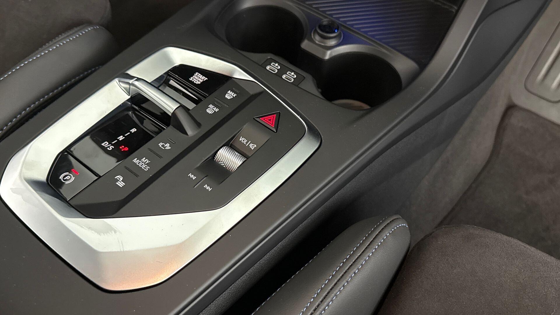 BMW 1 Series view 10