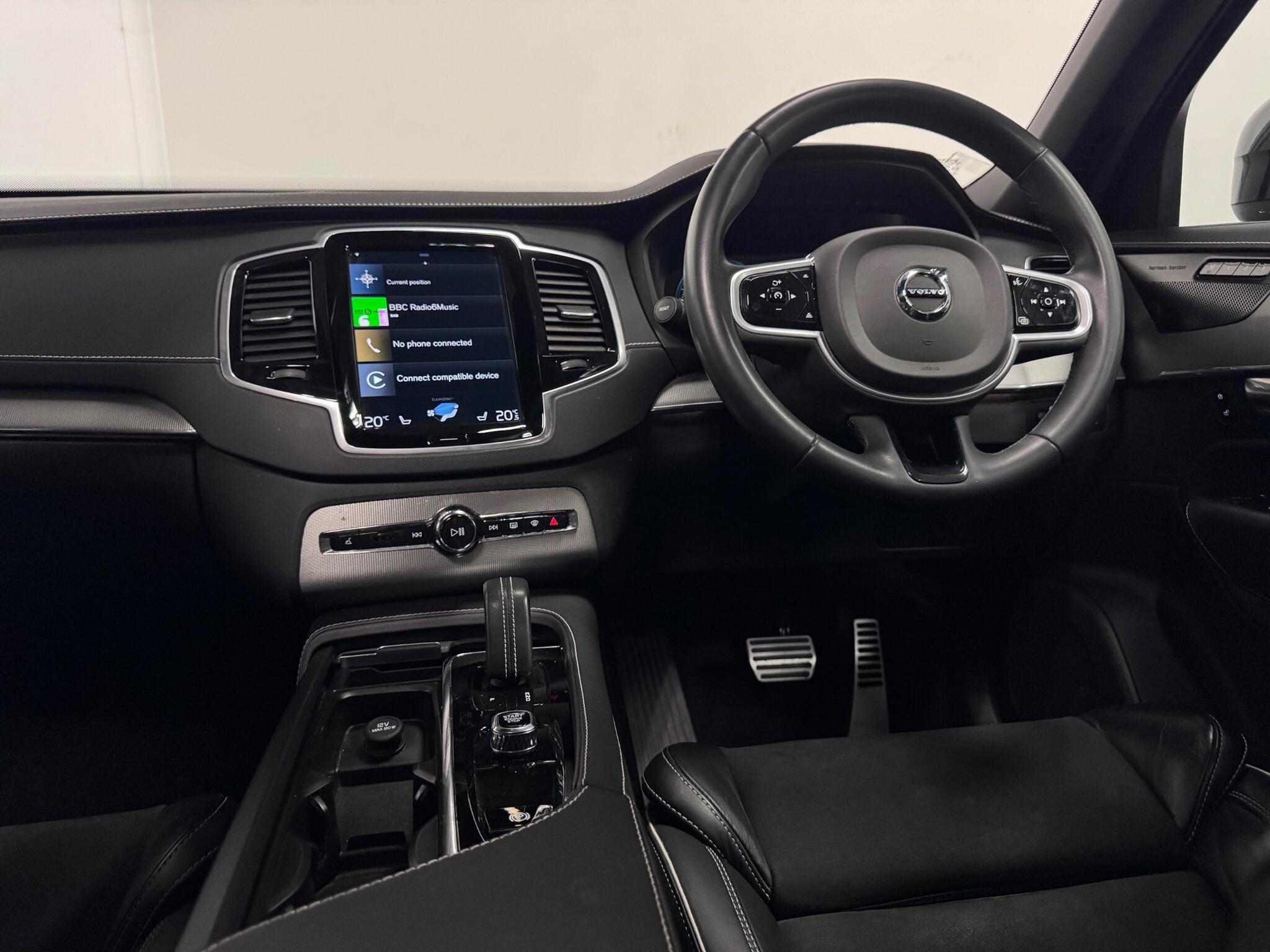 Volvo XC90 view 35
