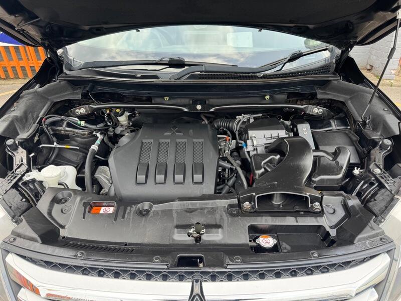 Mitsubishi Eclipse Cross view 11