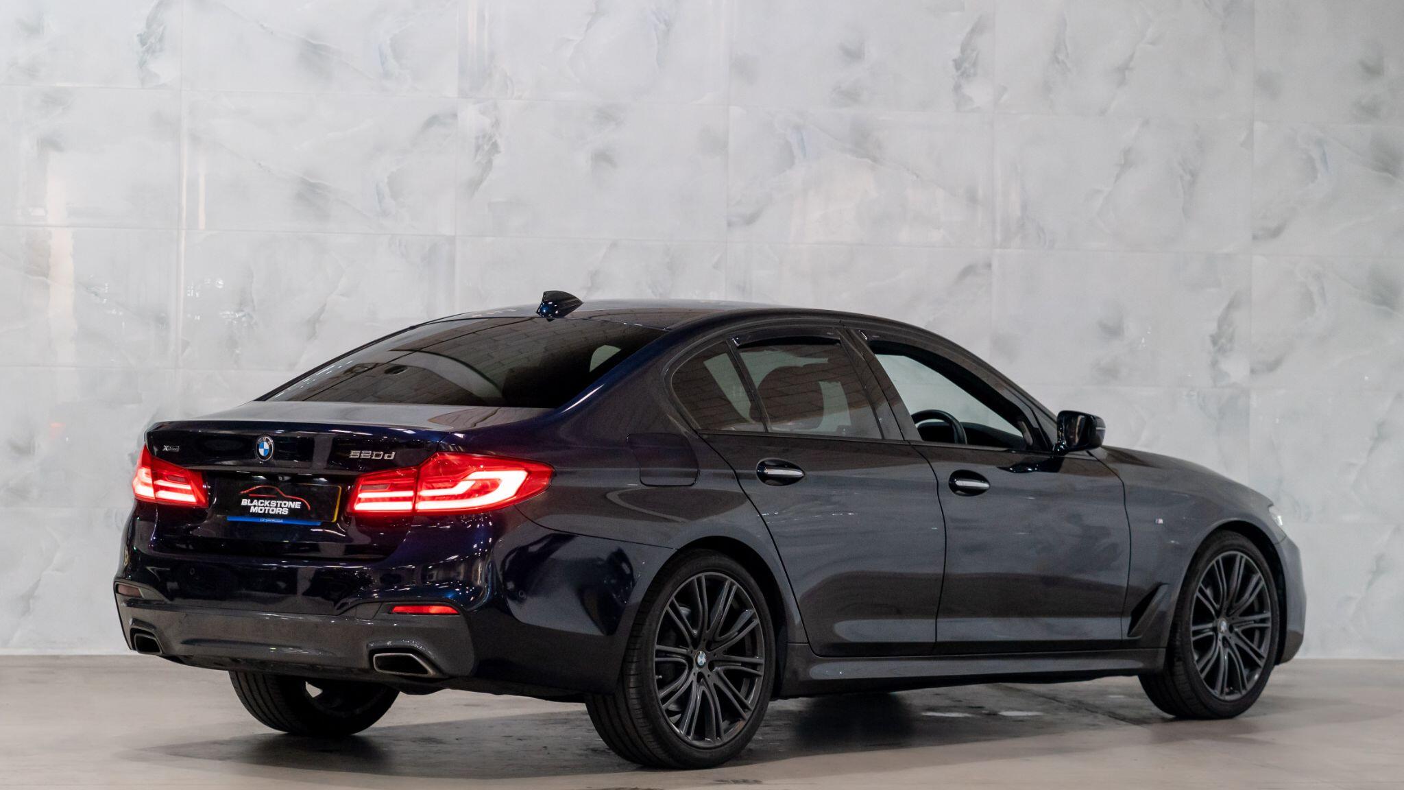 BMW 5 Series view 7