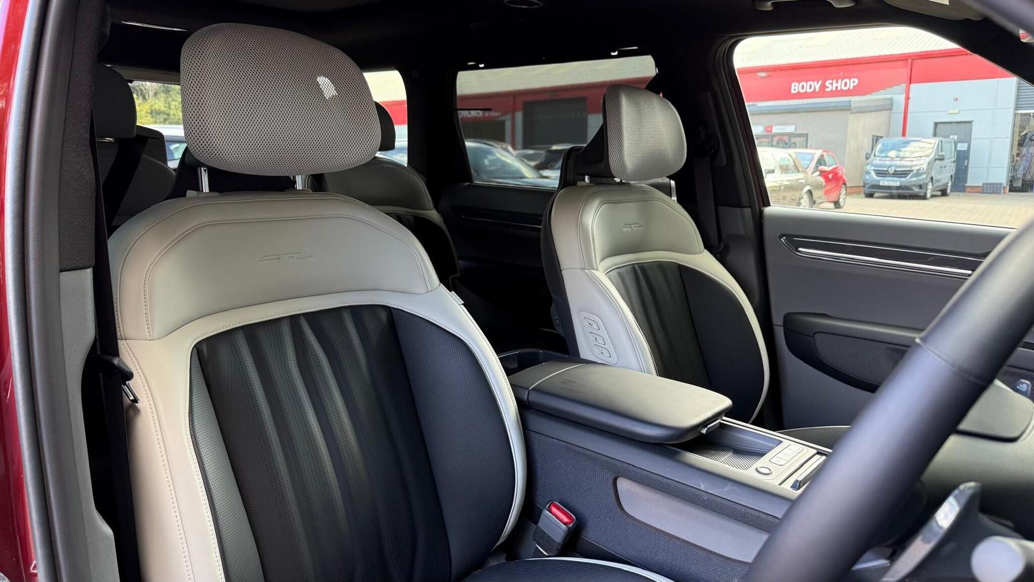 Kia Ev9 view 23