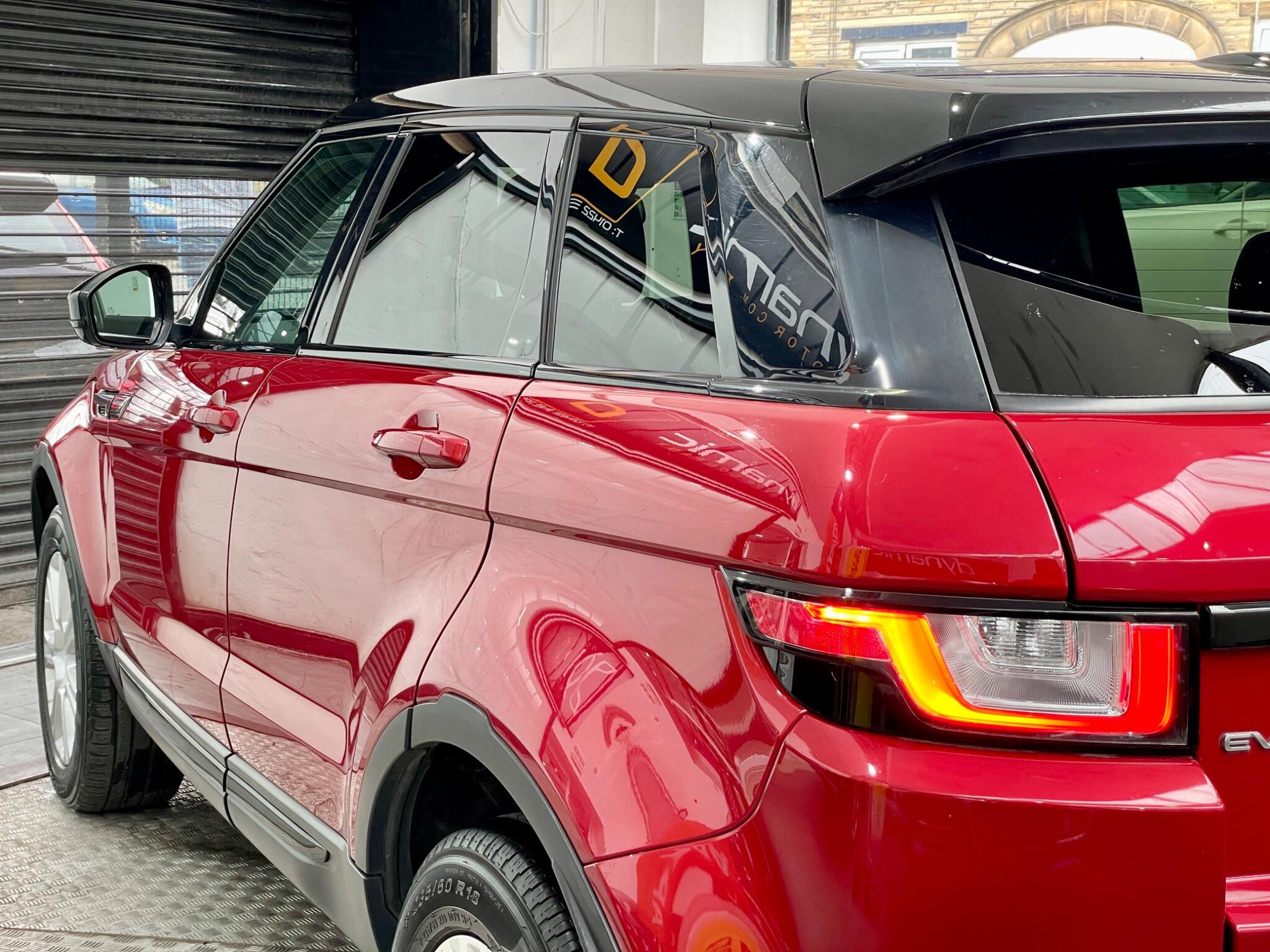 Land Rover Range Rover Evoque view 15