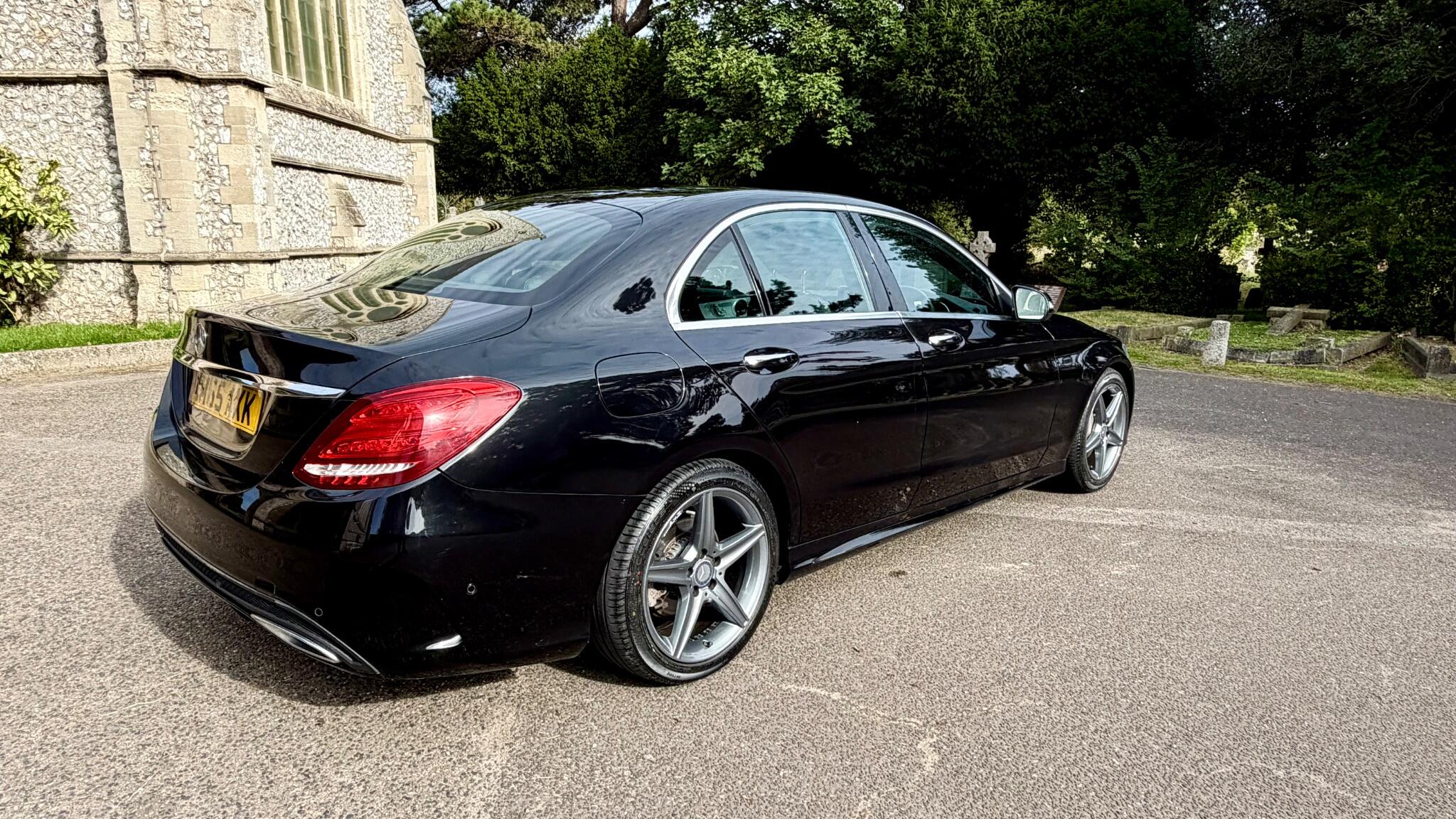 Mercedes-Benz C-Class view 22