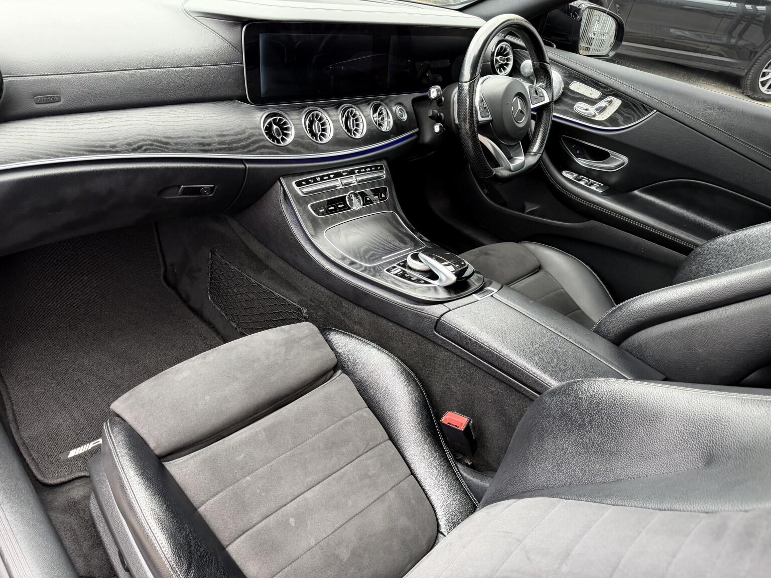 Mercedes-Benz E-Class view 16