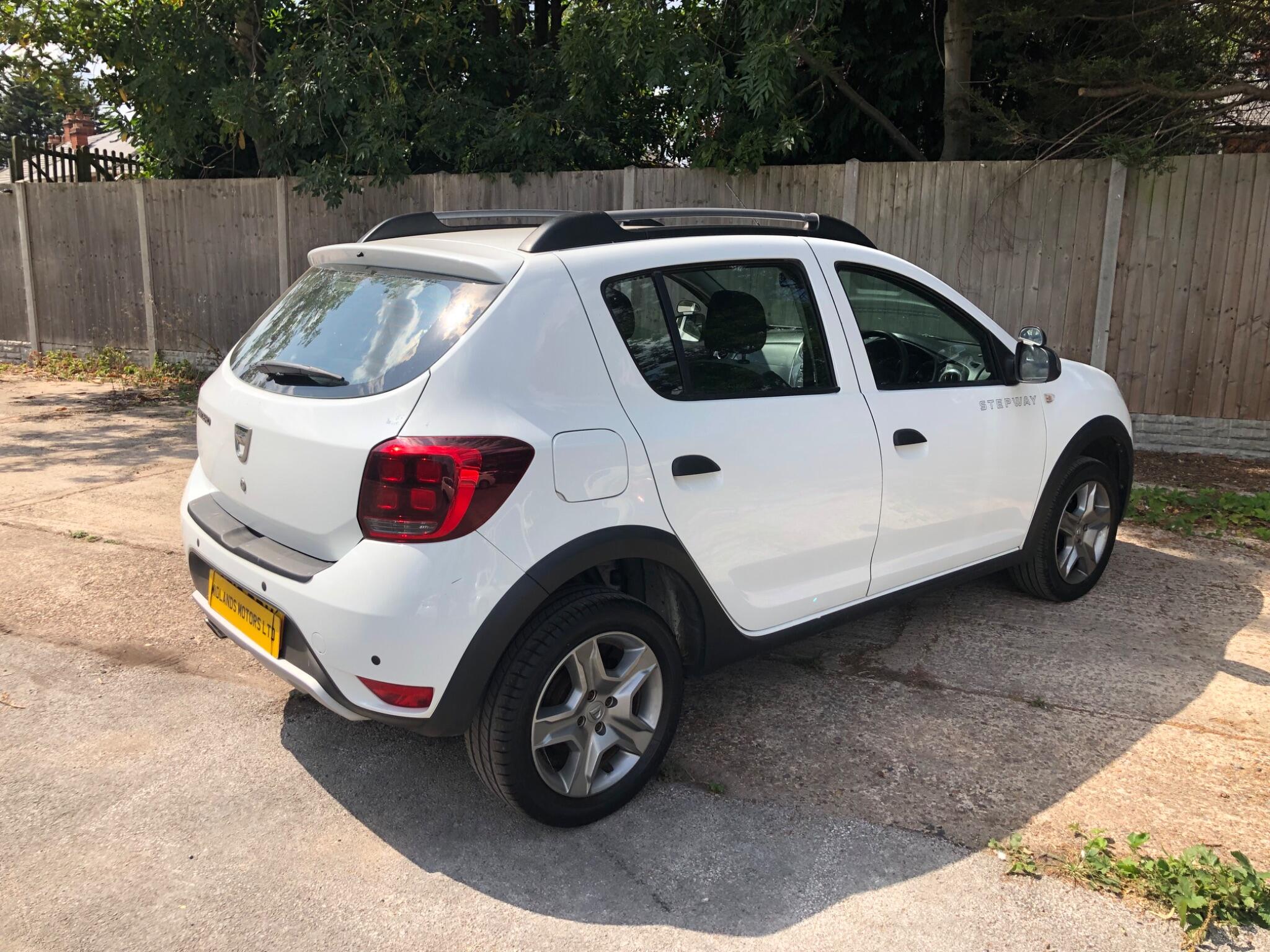 Dacia Sandero Stepway view 10