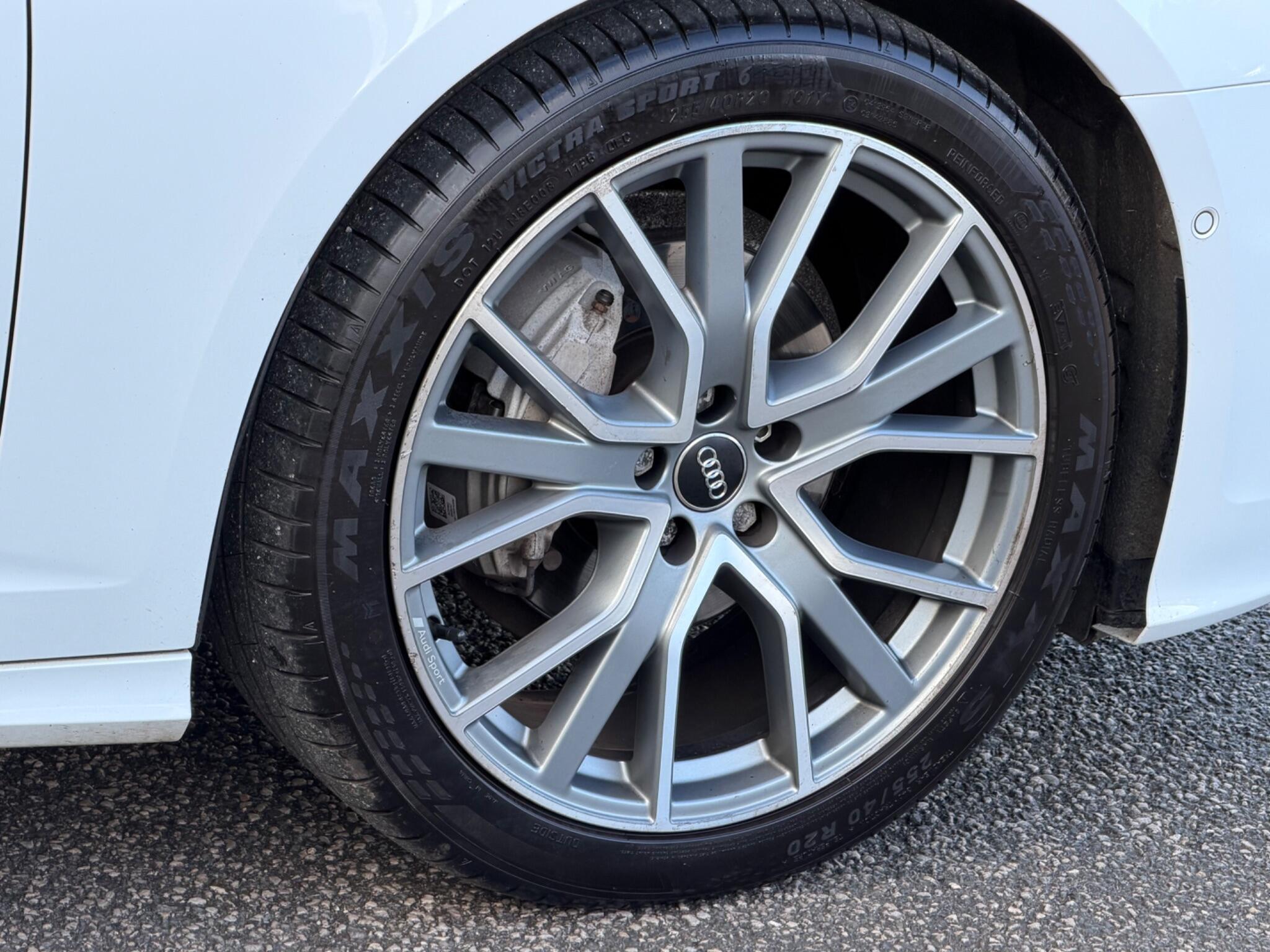 Audi A6 view 53