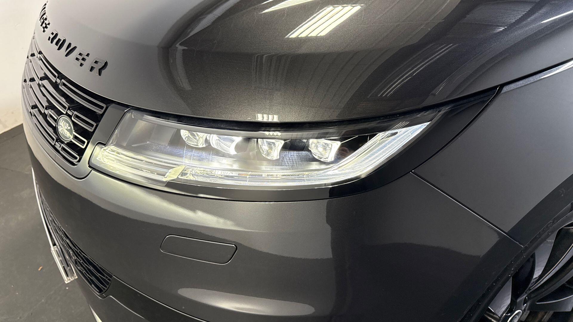 Land Rover Range Rover Sport view 17