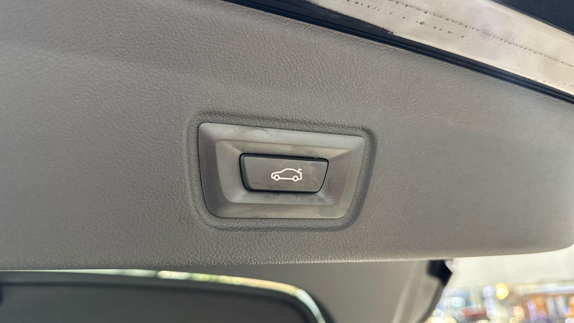 BMW I4 view 31