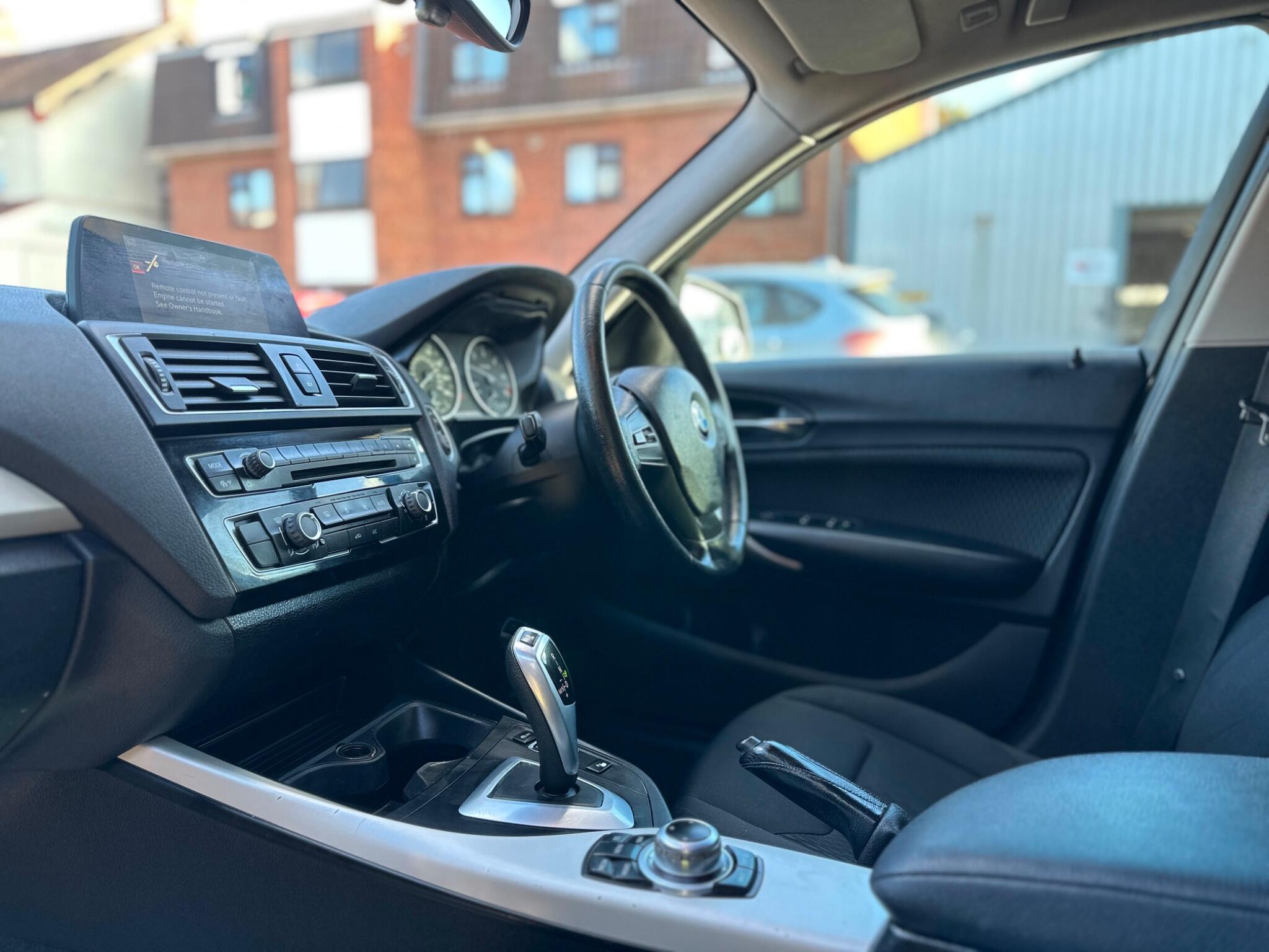 BMW 1 Series view 10