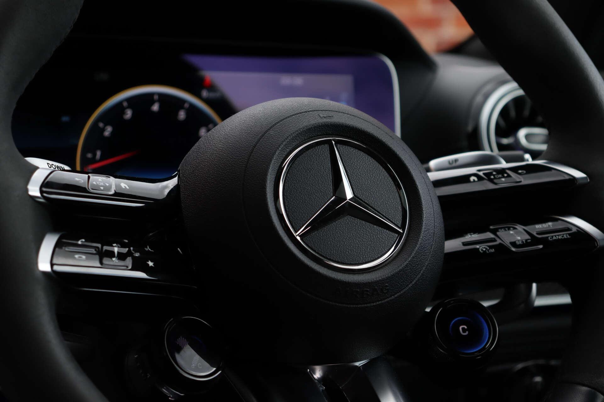Mercedes-Benz Amg GT view 38